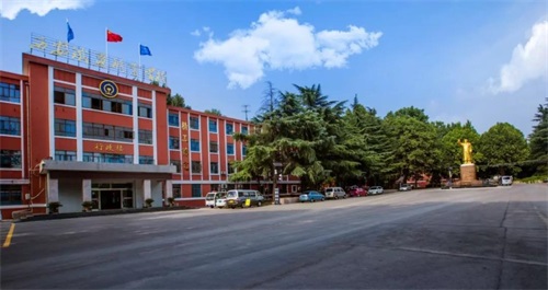 FIWУЩTI