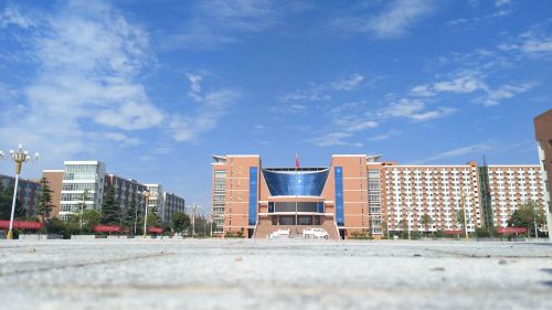 鄭州軌道工程職業學院有什么招生標準? 鄭州軌道工程職業學院有什么招生標準?