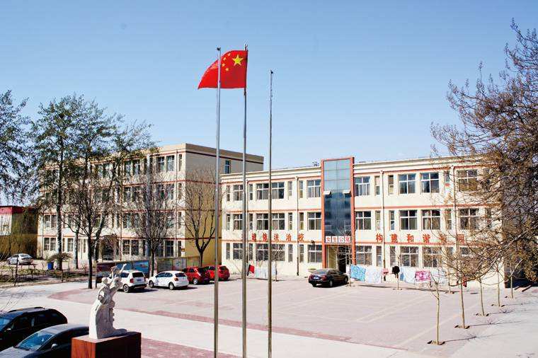 哪些學生能去保定藝術學校學習? 哪些學生能去保定藝術學校學習?